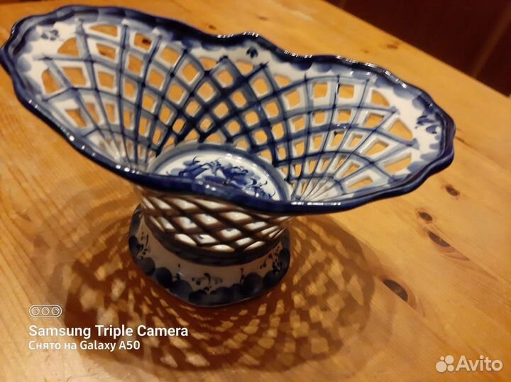 Ваза Гжель А.Рогов автор, для конфер