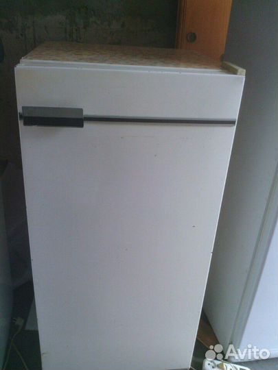 Холодильник бирюса