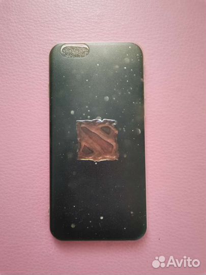 Чехол на iPhone