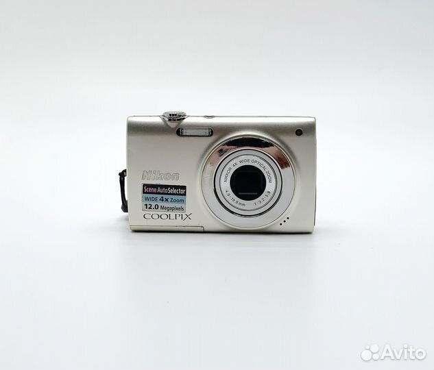 Фотоаппарат Nikon Coolpix (20406)