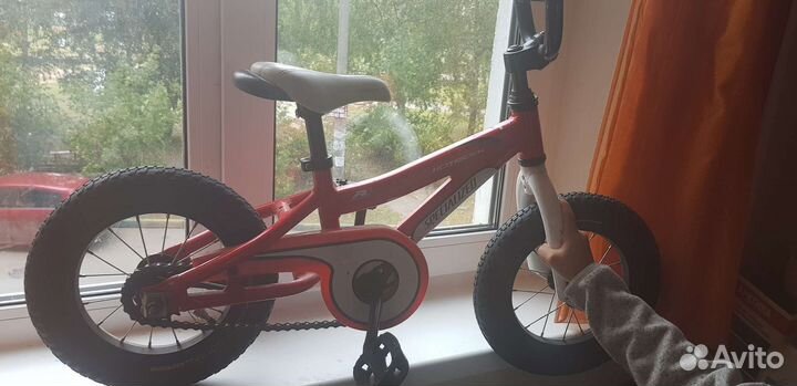 Велосипед specialized hotrock 12