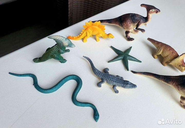 Фигурки динозавров 8шт цена за всех