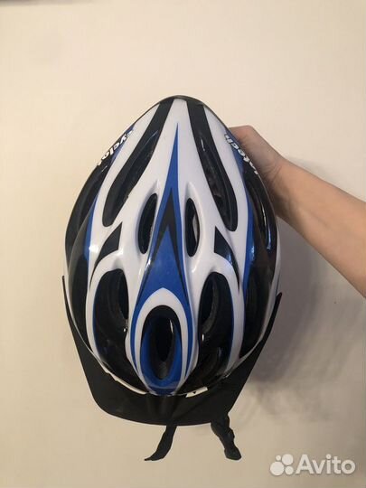 Шлем защитный для занятий велоспортом