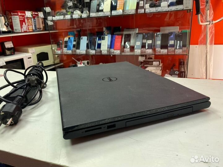 Ноутбук Dell p40f