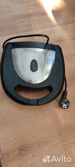 Вафельница redmond