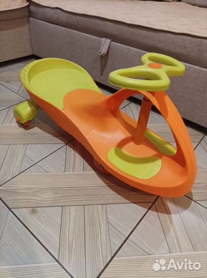 Машинка бибикар