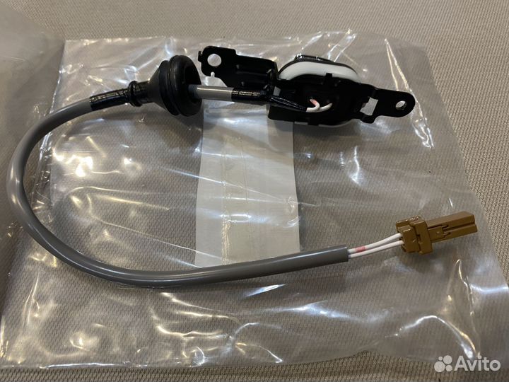 Кнопка открытия двери багажника infiniti FX35 s50