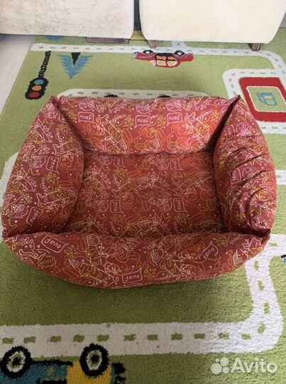 Лежанка для кошек