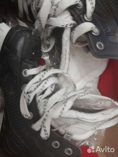 Хоккейные коньки bauer