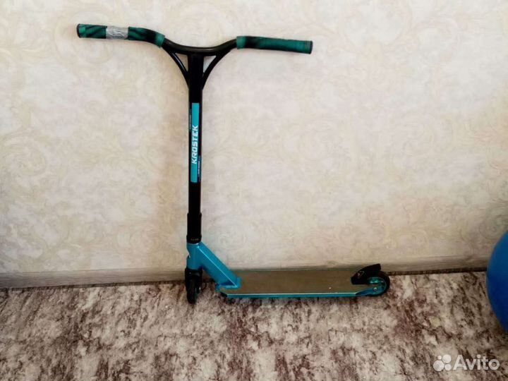 Трюкавой самокат krostek