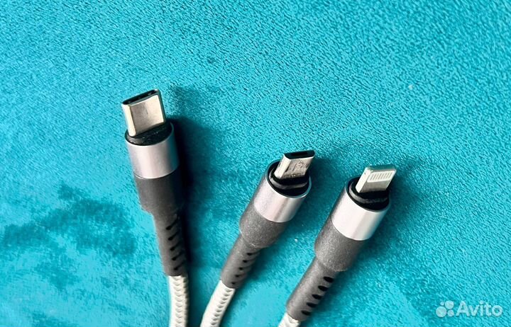 Кабель для зарядки телефона,устройств 3 в 1