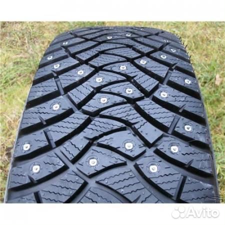 Dunlop SP Winter Ice 03 215/55 R17 98T