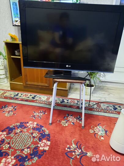 Продам телевизор бу