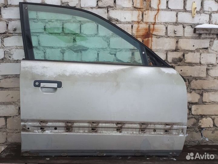 Правая передняя дверь ауди а6 с4