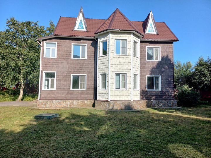 Дом 405 м² на участке 16 сот.