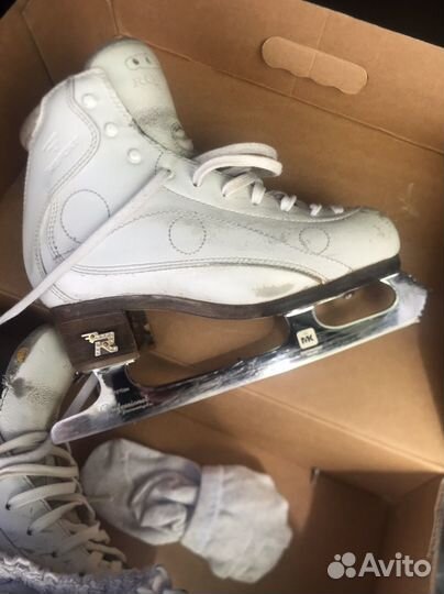 Профессиональные Фигурные коньки risport 235