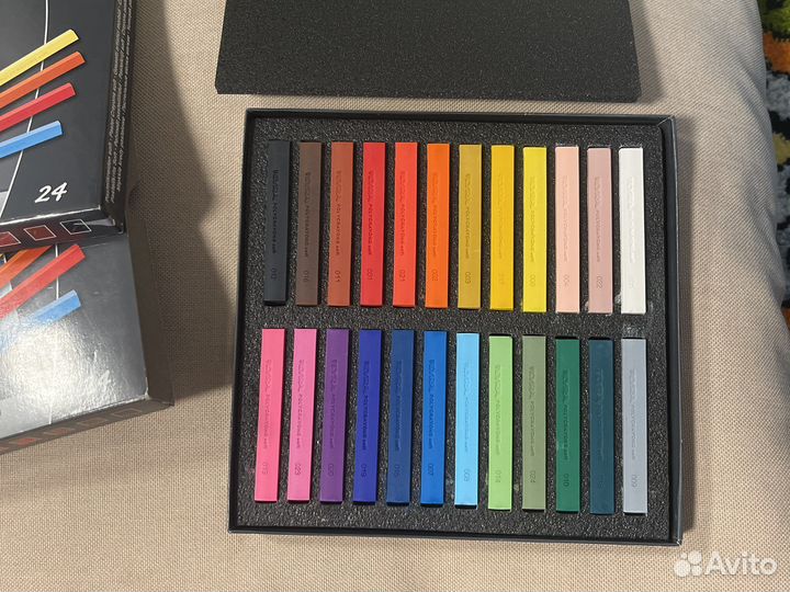 Профессиональные пастельные мелки lyra