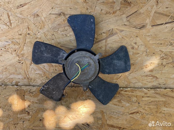 Вентилятор охлаждения Nissan Sunny n16