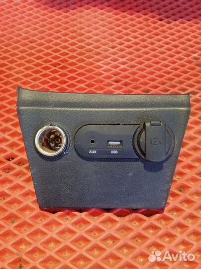 Адаптер USB в прикуриватель Kia Cerato