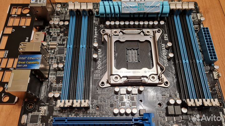 Asus P9X79 сокет LGA2011