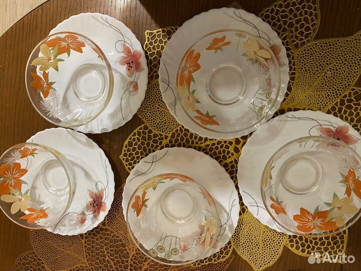 Блюдо, салатники, тарелки, всё новое