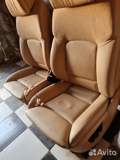 Сиденья от BMW f01 для Toyota Land cruiser 200