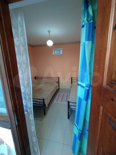 Комната 9 м² в > 9-к., 2/2 эт.