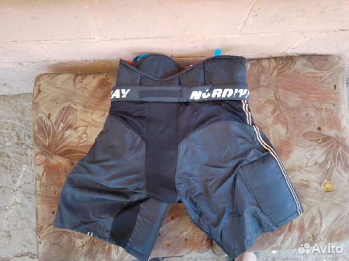 Хоккейные шорты взрослые Nordway