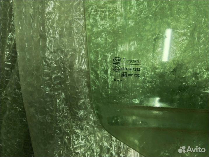 Стекло задней двери ваз 2111