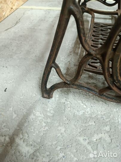 Антикварная станина швейной машинки Haid&New