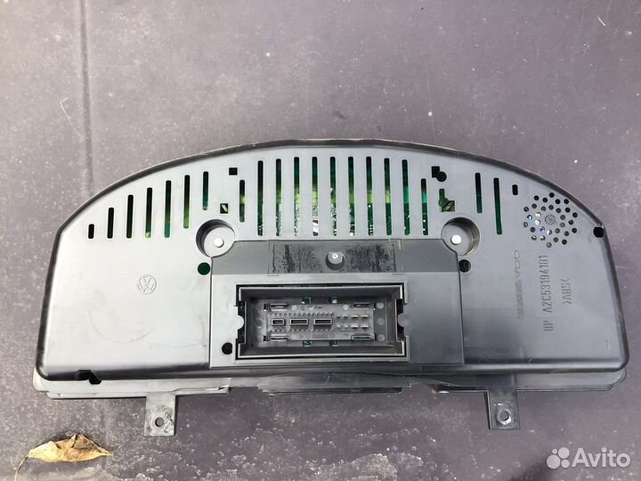 Комбинация приборов Volkswagen Passat B6