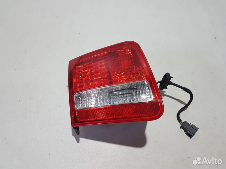 Фонарь задний внутренний левый ауди а8 audi s8