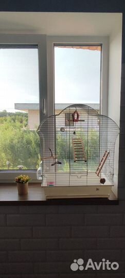 Большая клетка для птиц