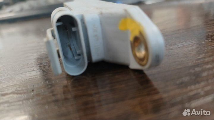 Датчик удара Bmw X5 E53 M62 4.6IS 2002