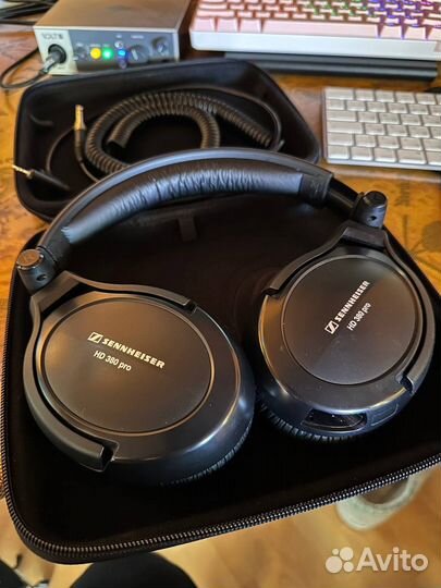 Наушники студийные Sennheiser HD 380 pro