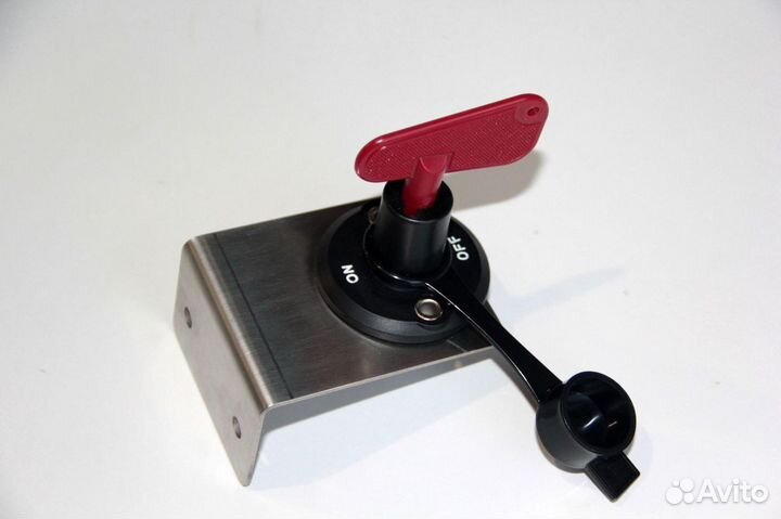 Кронштейн Держатель выключателя массы