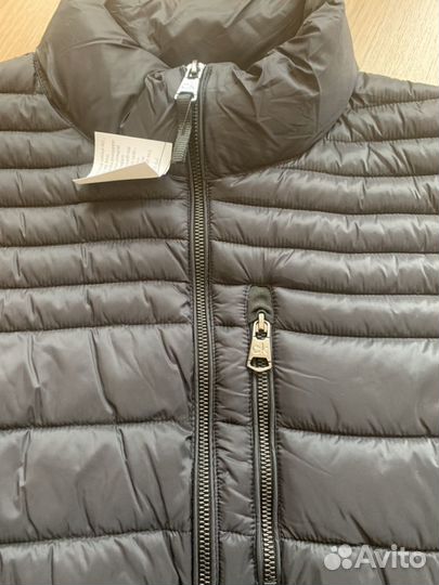 Куртка Calvin Klein. S