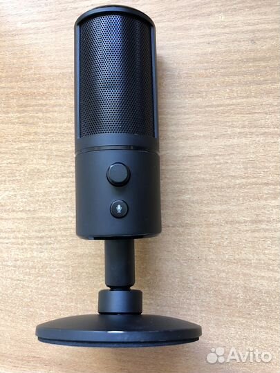 Микрофон razer seiren x