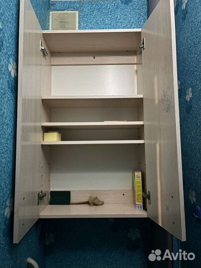 Шкаф навесной