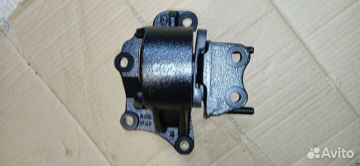 Опора двигателя Hyundai Santa-Fe