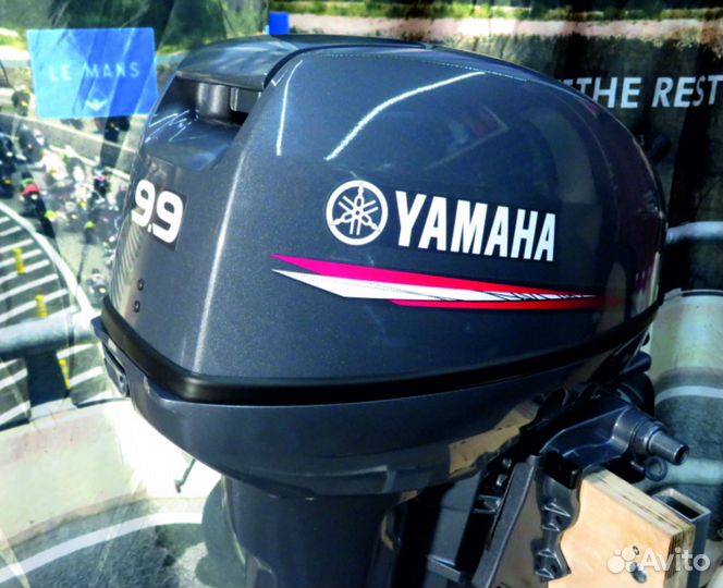 Наклейка на лодочный мотор Yamaha 9.9