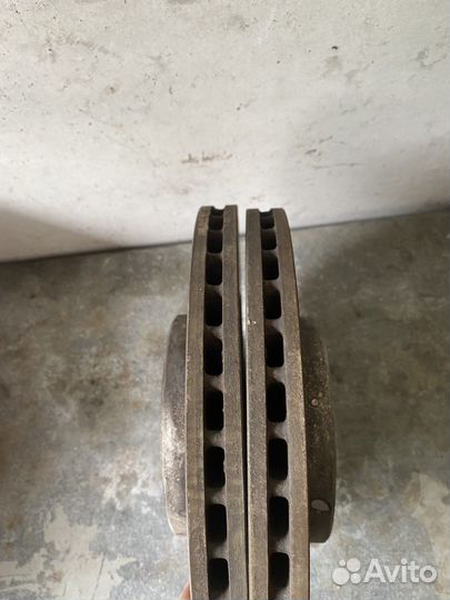 Диск тормозной, передний Volkswagen Tiguan