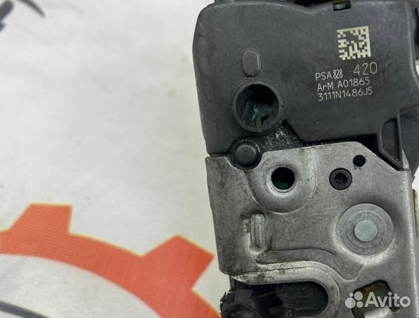 Замок двери задний левый Peugeot Partner фургон