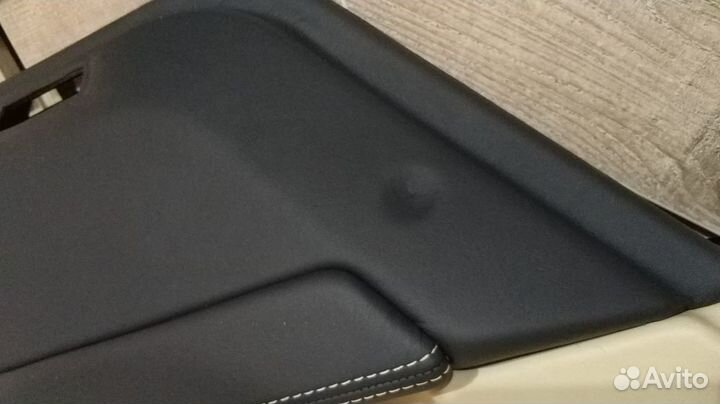 Обшивка задней левой двери Range Rover III