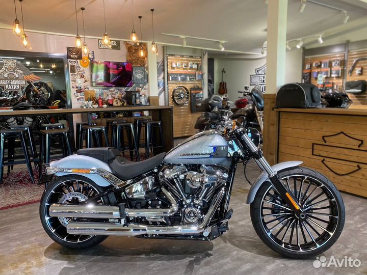 Harley-Davidson Breakout 117