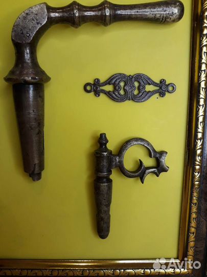 Декоративное панно из старинных латуневых и медных