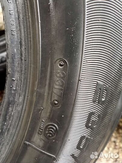 Triangle TR257 235/60 R17