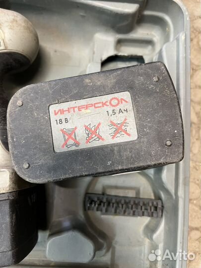 Шуруповерт интерскол