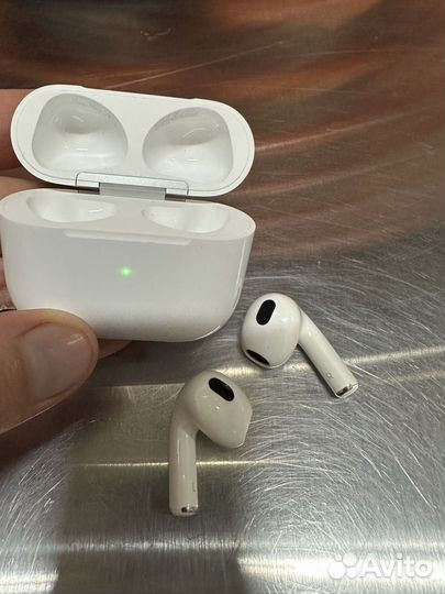 Беспроводные наушники apple airpods 3
