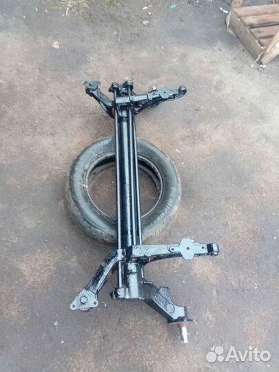 Балка задняя торсионная Пежо партнёр берлинго